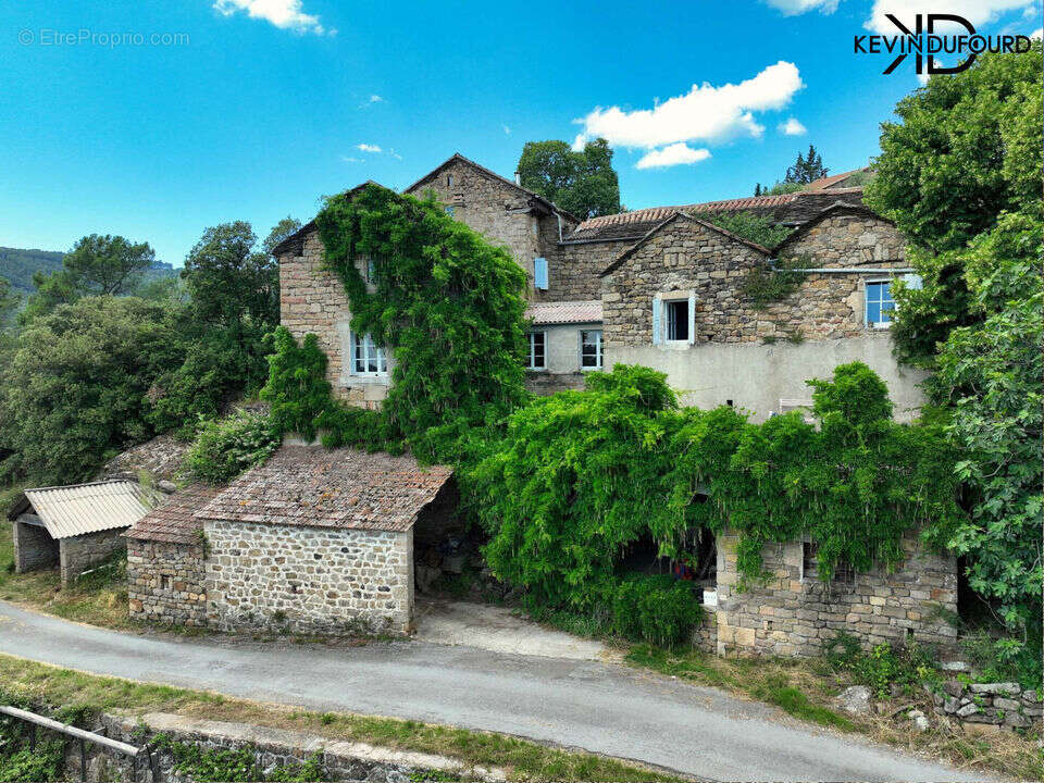 Maison 317 m² à Saint-Pierre-Saint-Jean  - photo 47