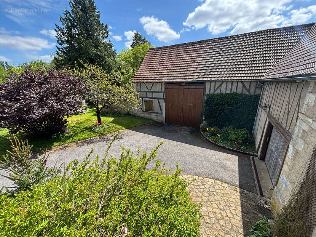Maison à SAINTE-GENEVIEVE