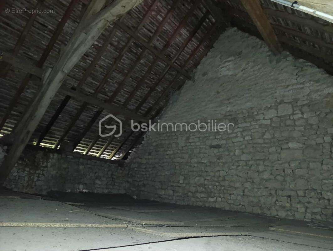 Maison à SAINT-REMY-DU-VAL