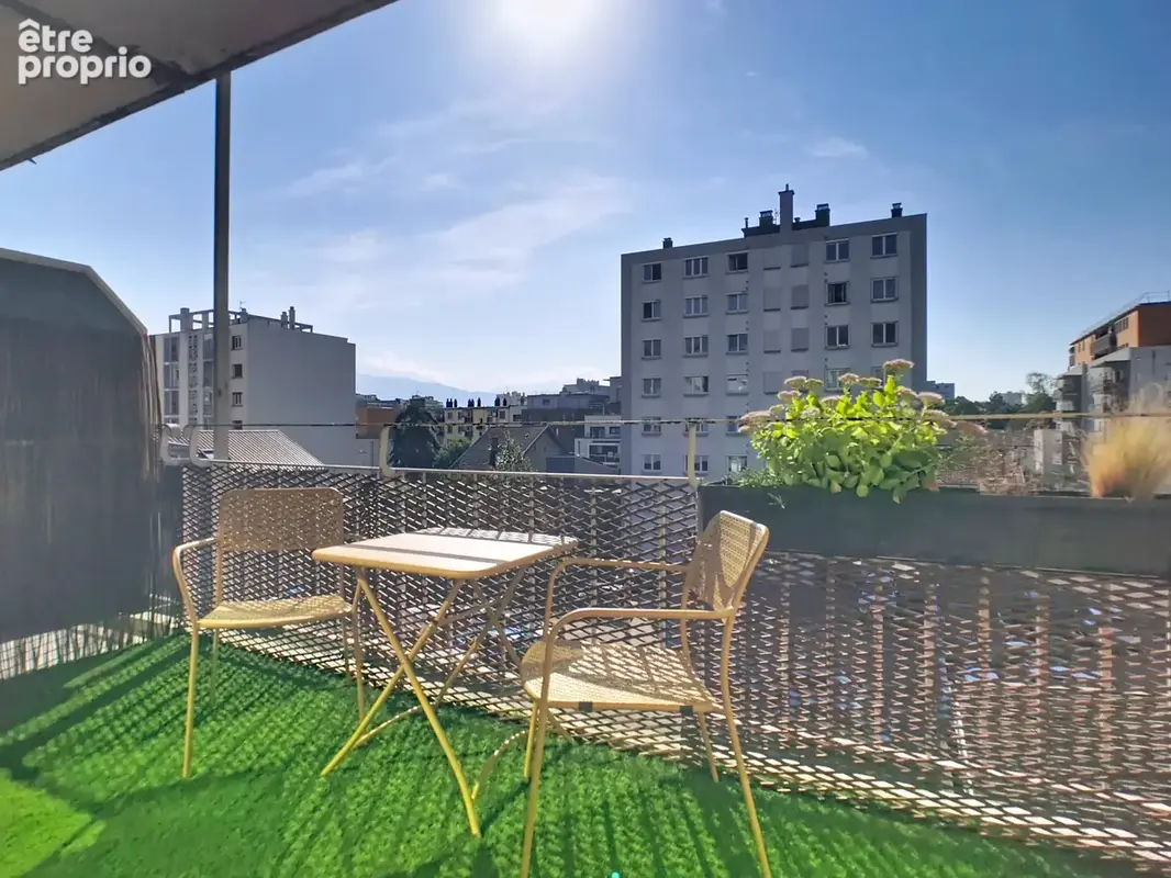 T2 de 42m2 au 3ème étage avec ascenseur - photo 1