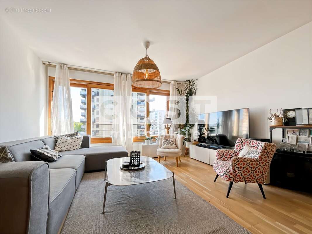 Appartement à ASNIERES-SUR-SEINE