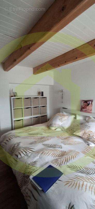 Maison à ROQUEBRUNE-SUR-ARGENS
