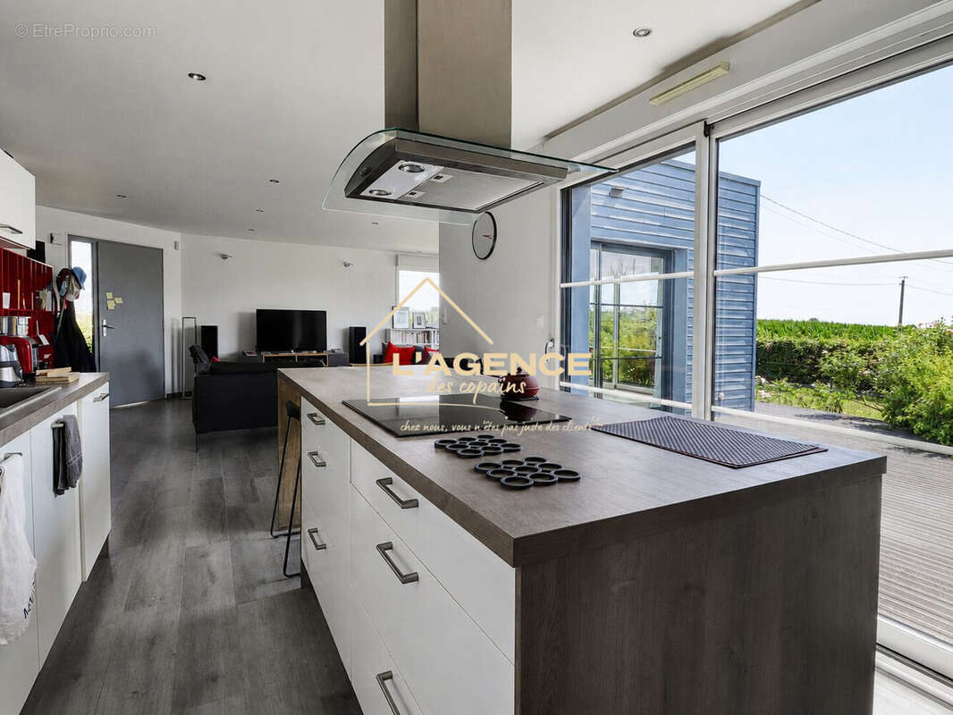 Maison 113 m² à Steenbecque  - photo 3