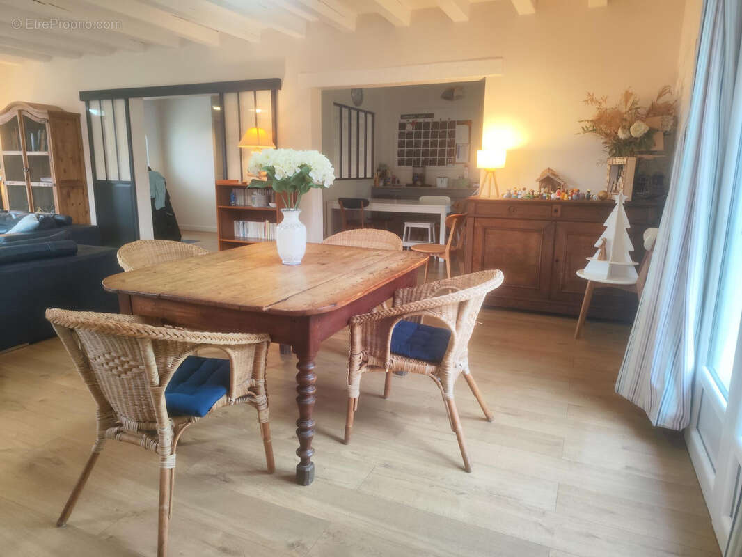 Bien sous compromis - grande maison familiale a deux pas de la mer - photo 3