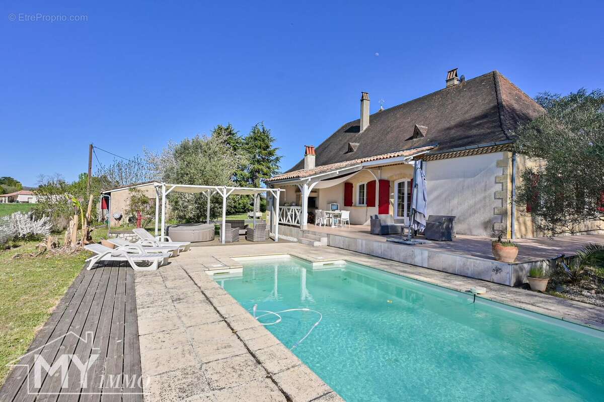 Maison à SAINT-ANTOINE-DE-BREUILH