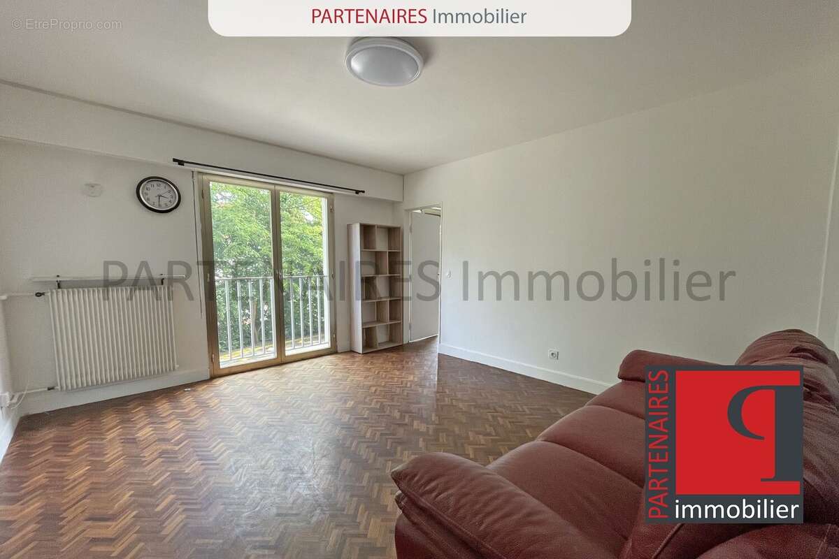 Appartement à VERSAILLES