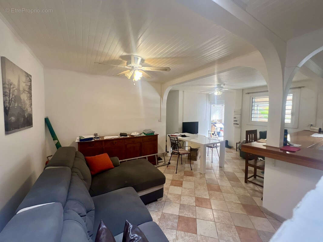 Maison à SAINT-JOSEPH