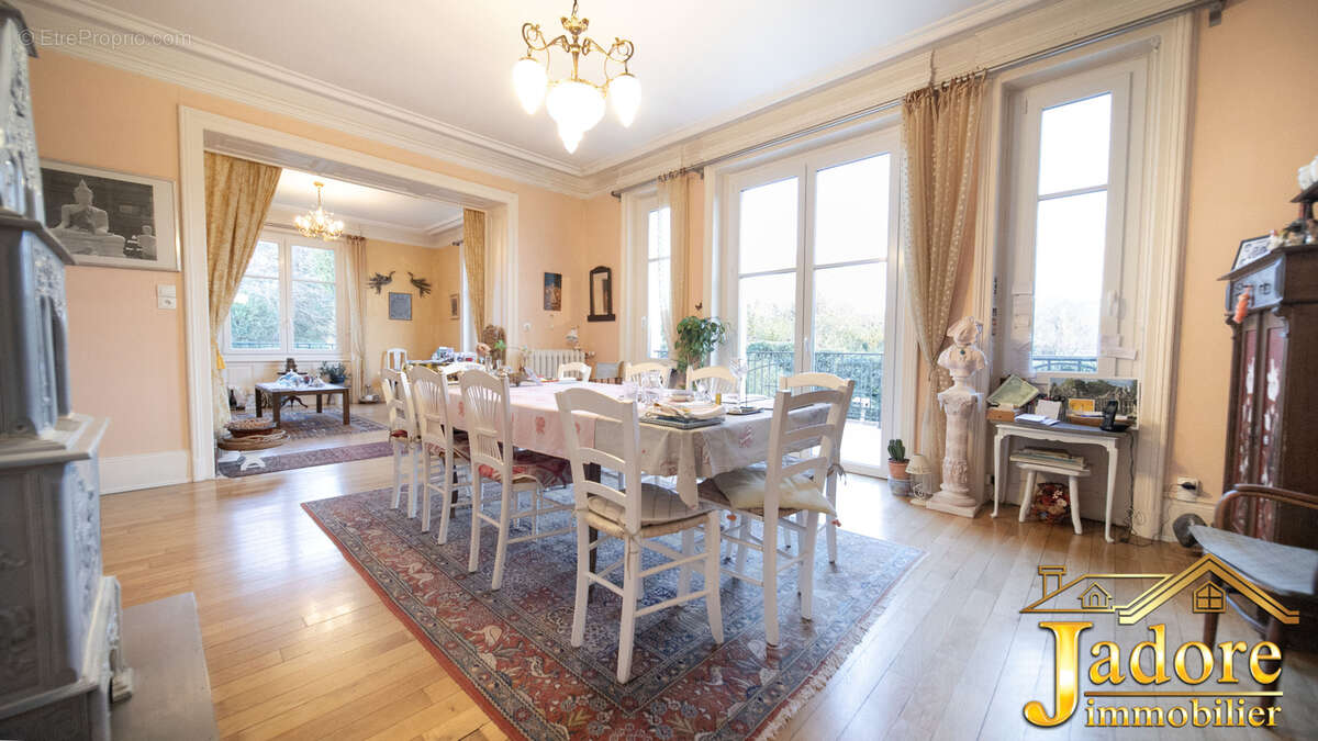 Maison à PROVENCHERES-SUR-FAVE