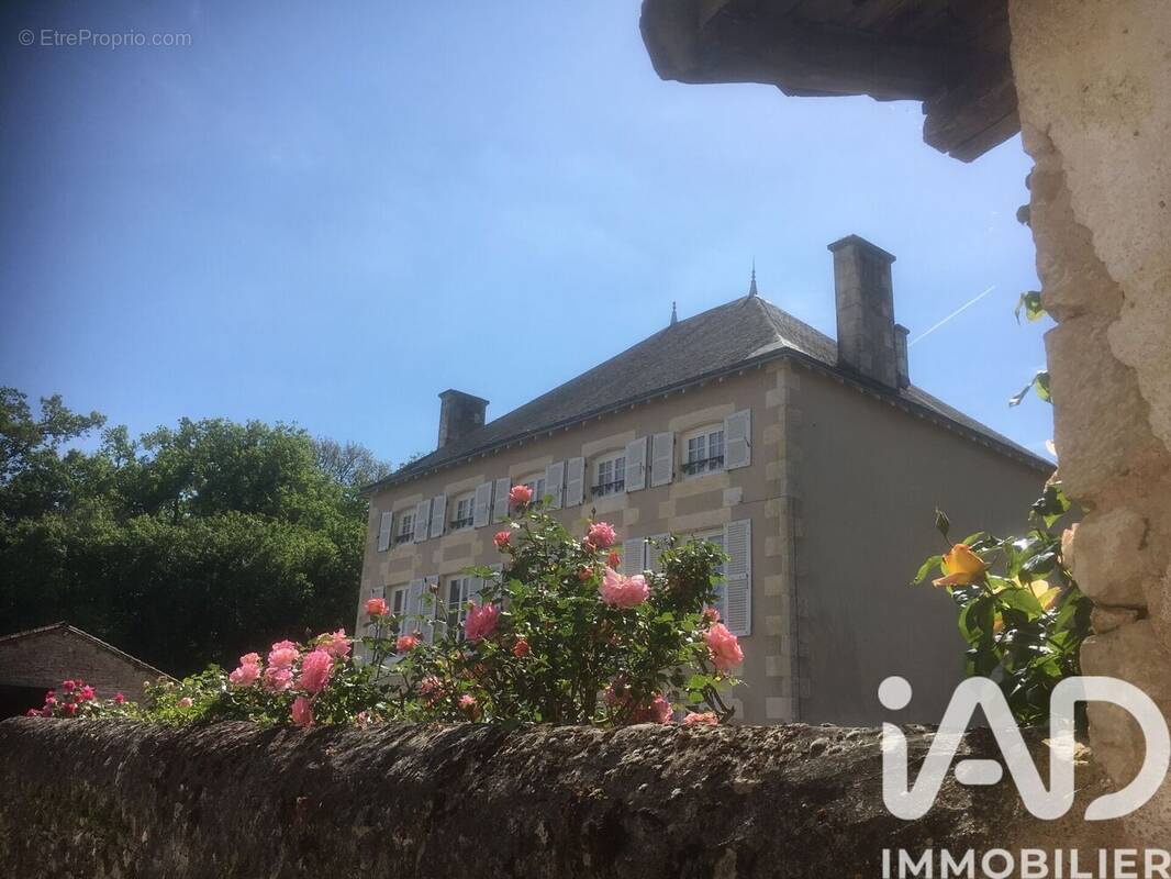 Photo 1 - Maison à GENCAY