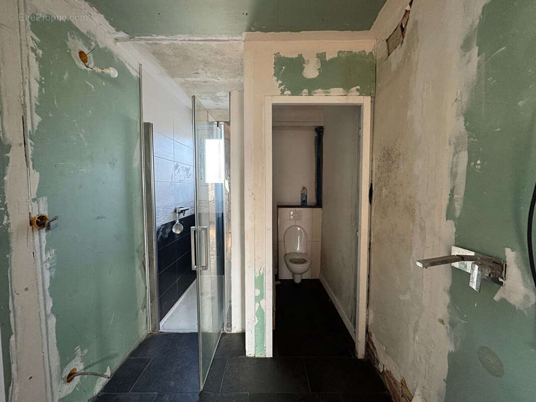 A 15 minutes de vannes,  maison  72m² centre ville  de colpo a renover - photo 5