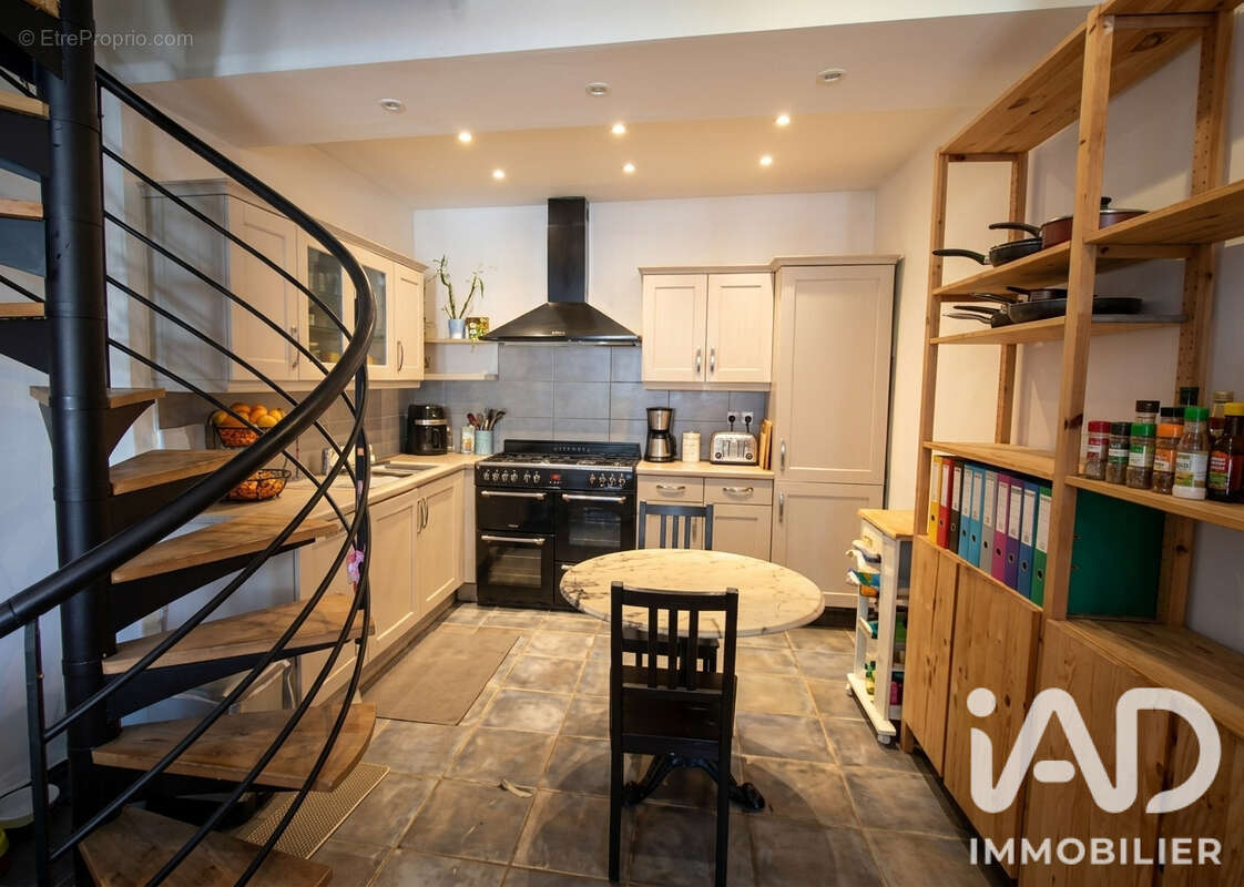 Maison 69 m² à Calmont  - photo 3