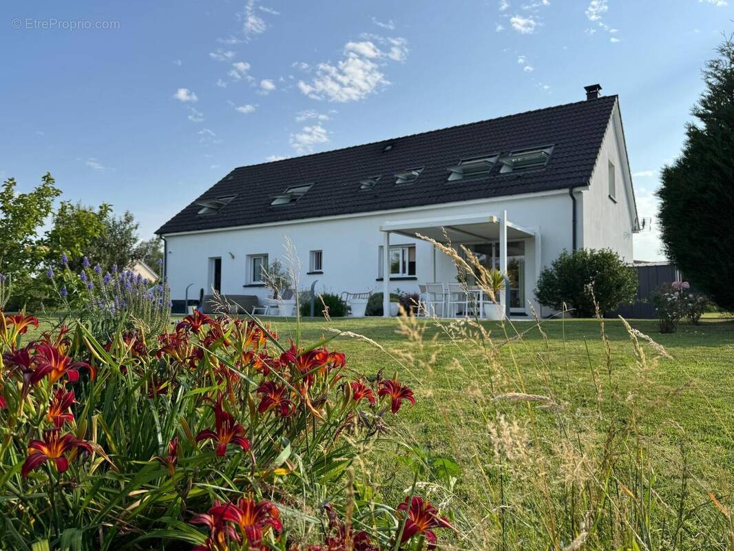 Photo 1 - Maison à BUCHY