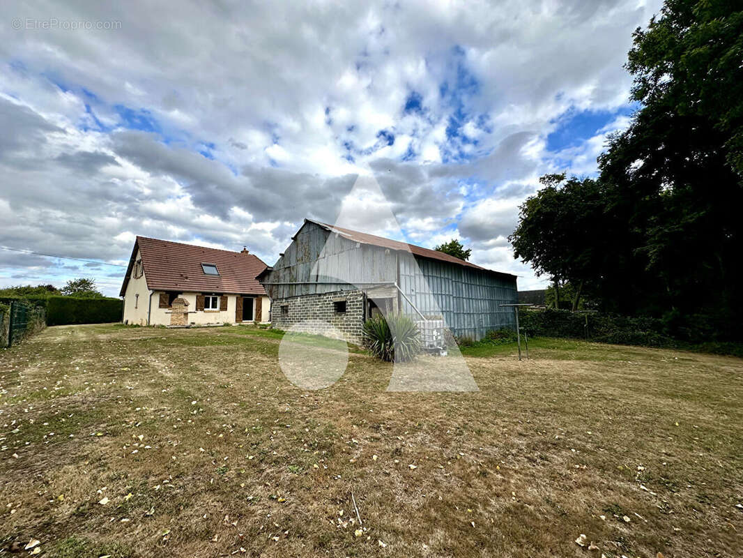 Maison à CONCHES-EN-OUCHE