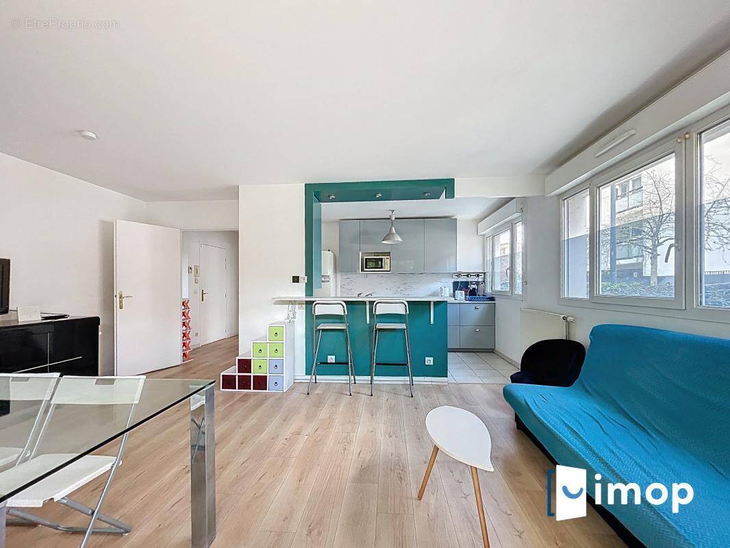 Appartement à FONTENAY-SOUS-BOIS