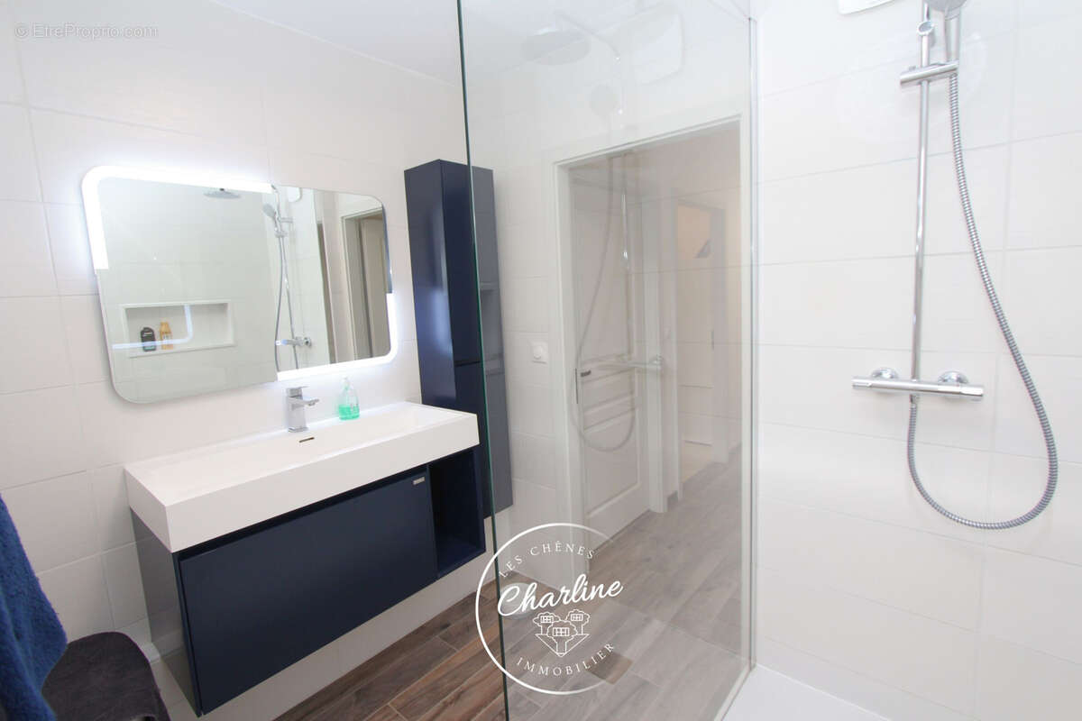 Appartement à SAINTE-MARIE-AUX-CHENES