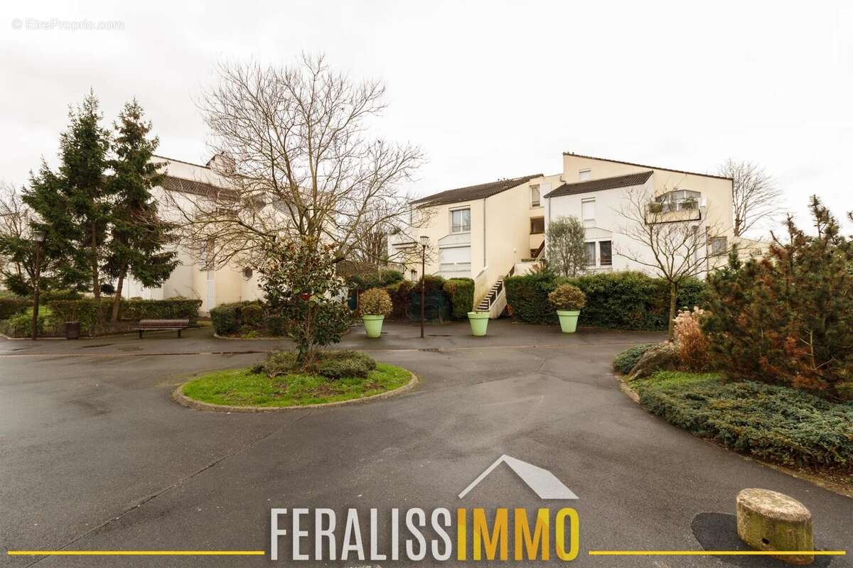 Appartement à ERAGNY