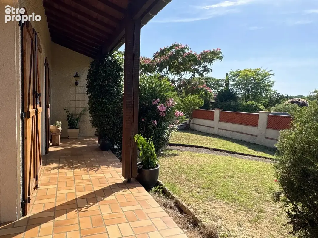 La salvetat saint-gilles - maison t6/7 - photo 15
