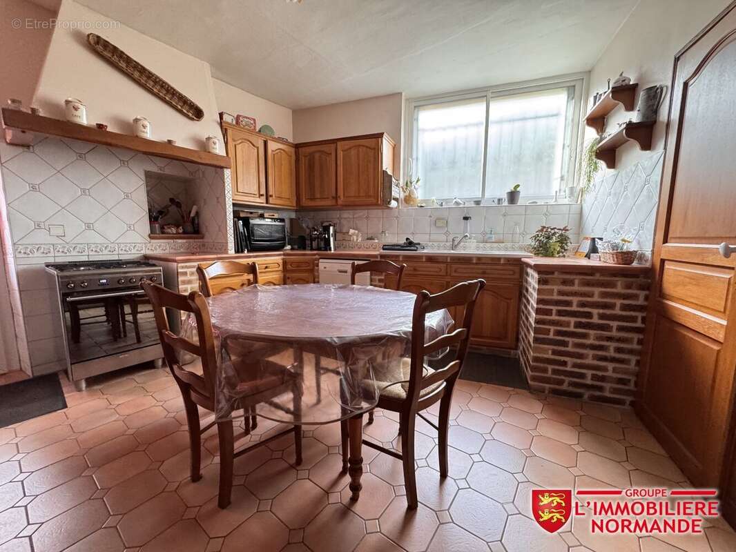 Maison à SAINT-MARCEL