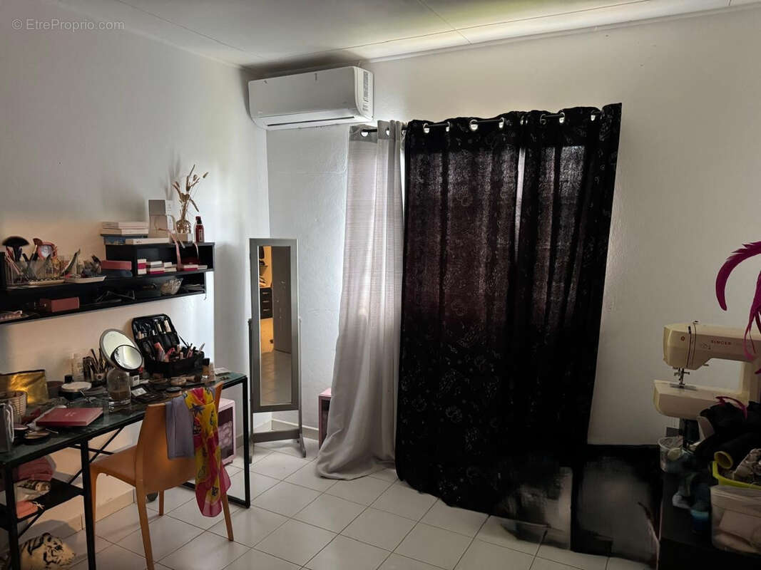 Maison à REMIRE-MONTJOLY