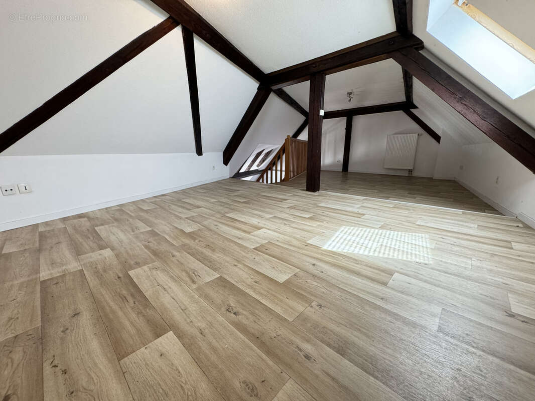 Mommenheim - Appartement type F3 en duplex - 80m2 carrez et 105m2 au sol - photo 7