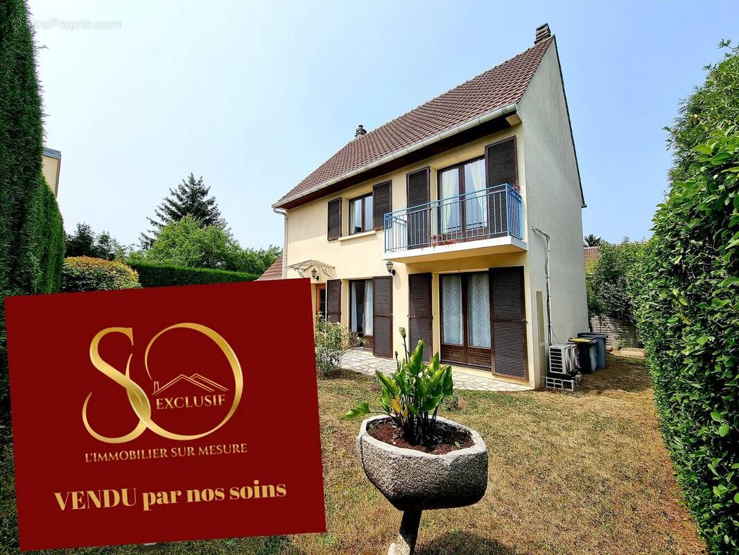 Maison à MAREIL-MARLY