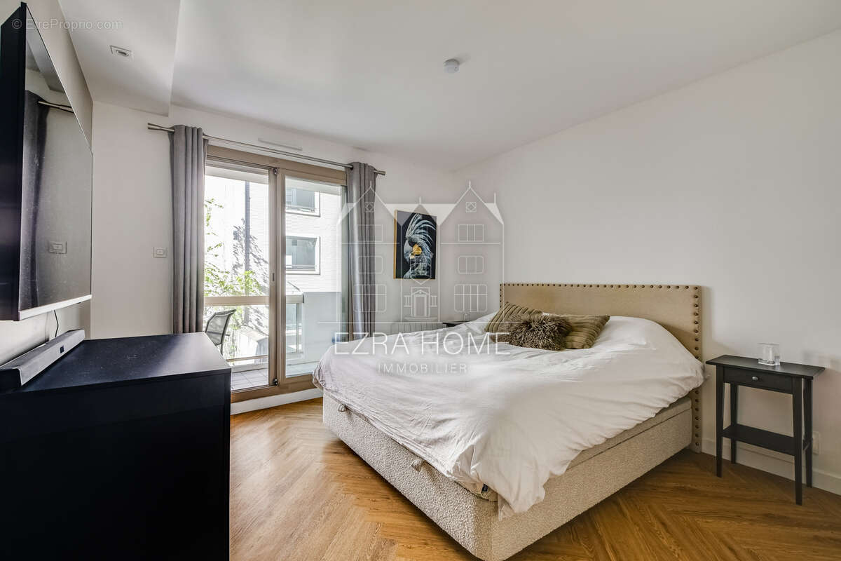Appartement à LEVALLOIS-PERRET