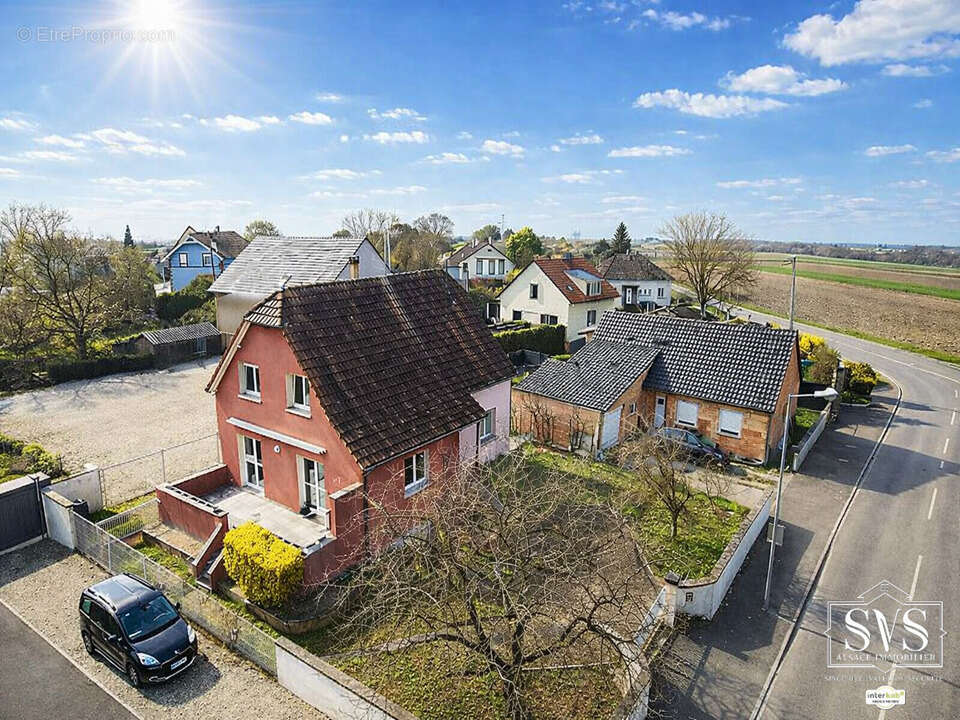 Charmante maison familiale de 1992 d’une surface habitable de 134 m2  28 rue de la Gare 68600 Volgelsheim - photo 2