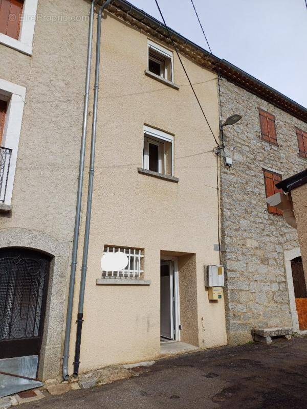 Maison à ROQUEFORT-DE-SAULT