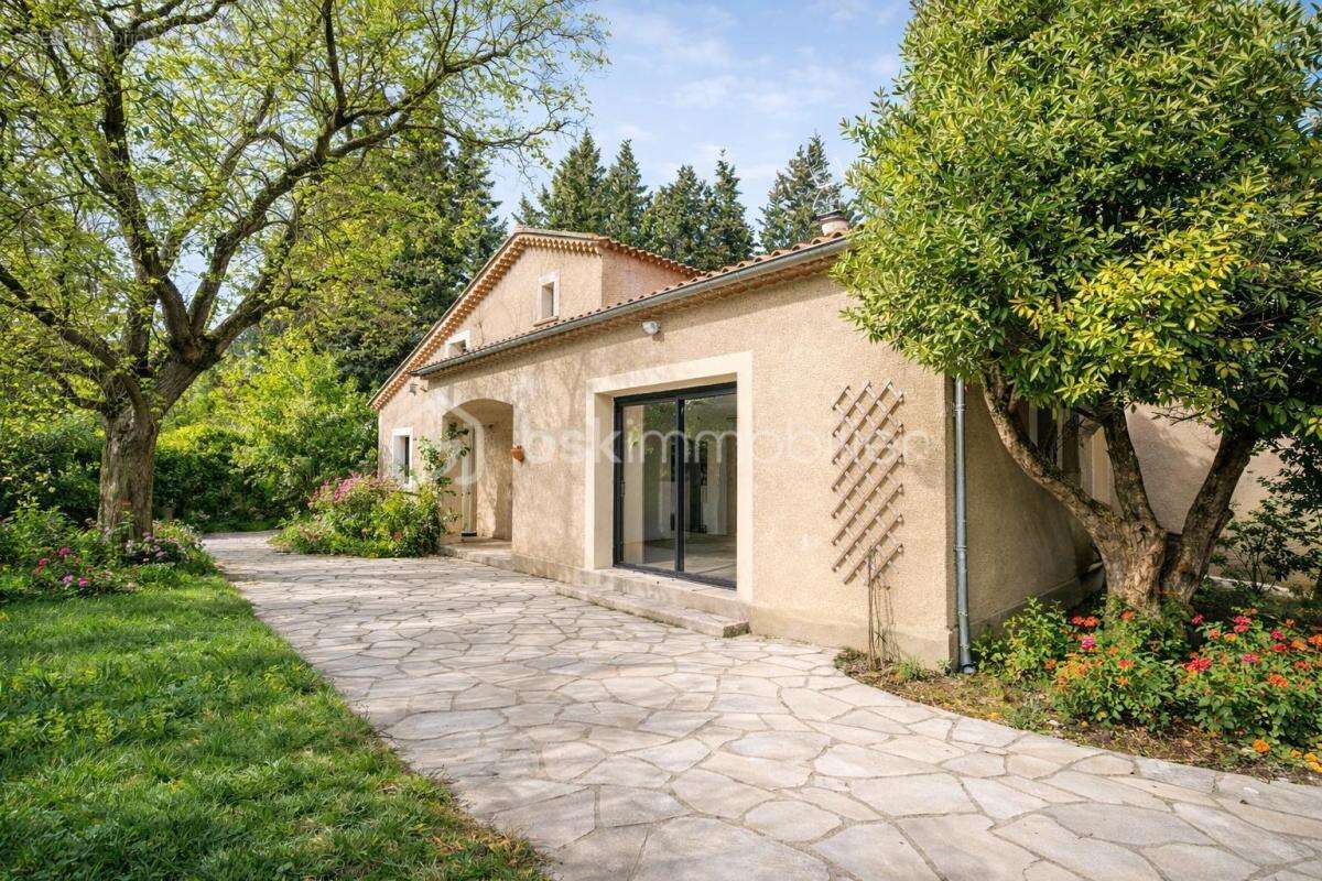 Maison à PONT-SAINT-ESPRIT