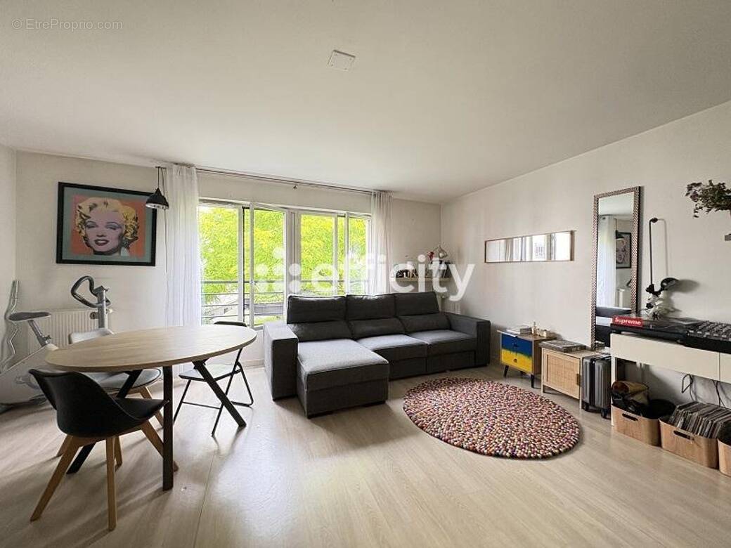 Appartement à MONTREUIL