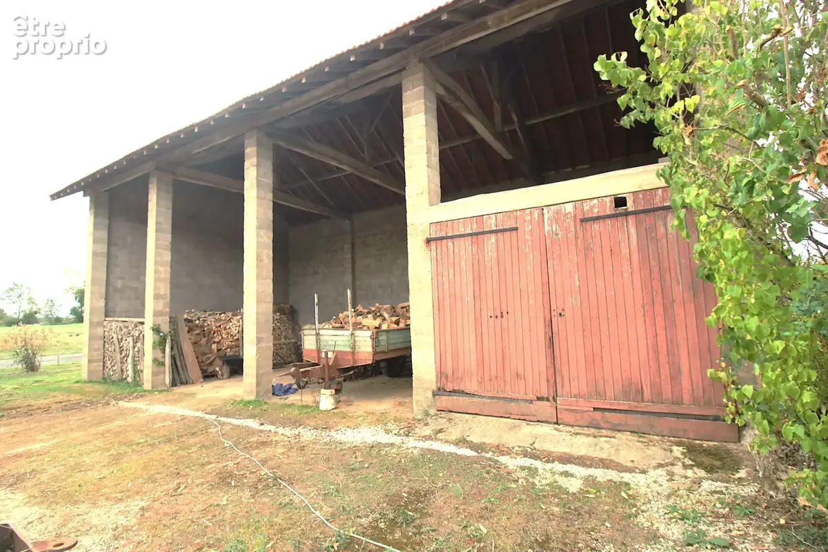 Maison de campagne a renover avec dependances - photo 11