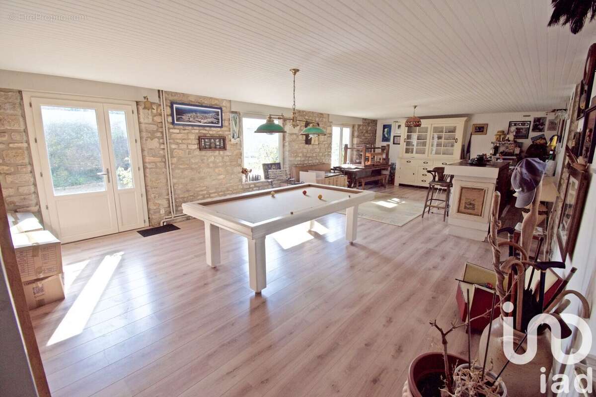 Maison 265 m² à Thignonville  - photo 9