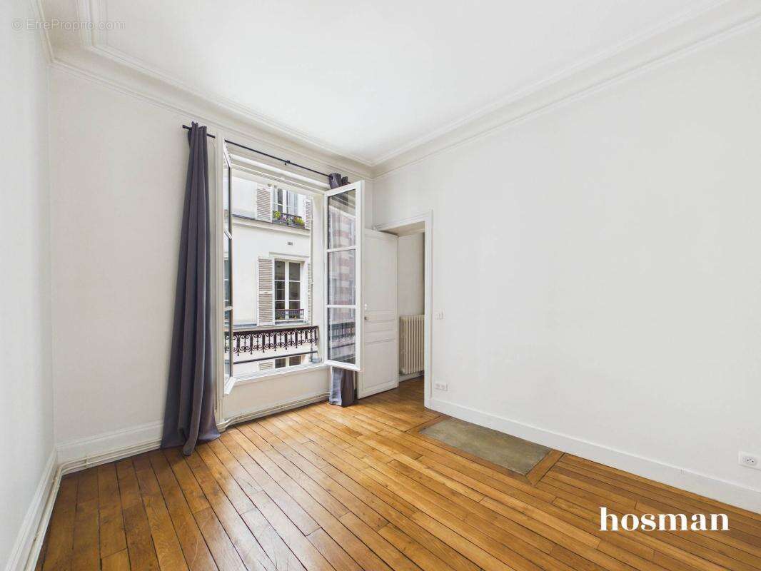 Appartement à PARIS-9E
