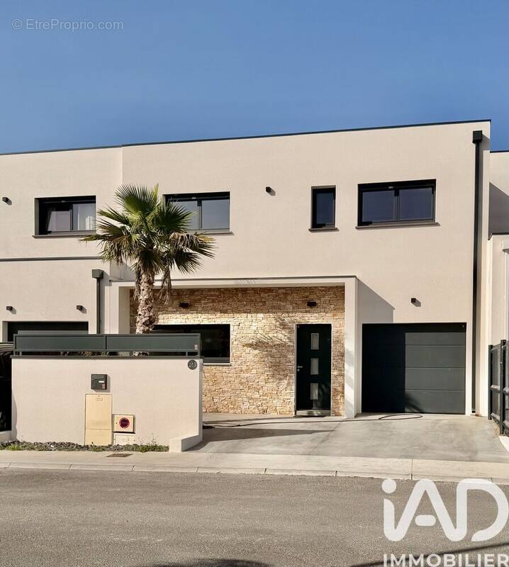 Photo 1 - Maison à SAINT-CYPRIEN