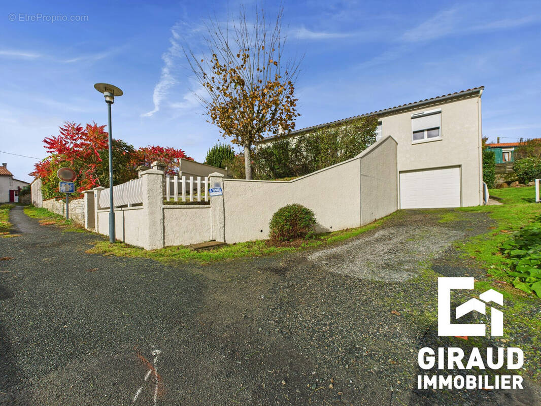 Maison à L&#039;ORBRIE