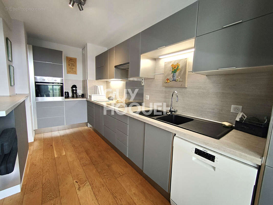 Appartement Courbevoie 4 pièces 96.05 m2 - photo 3