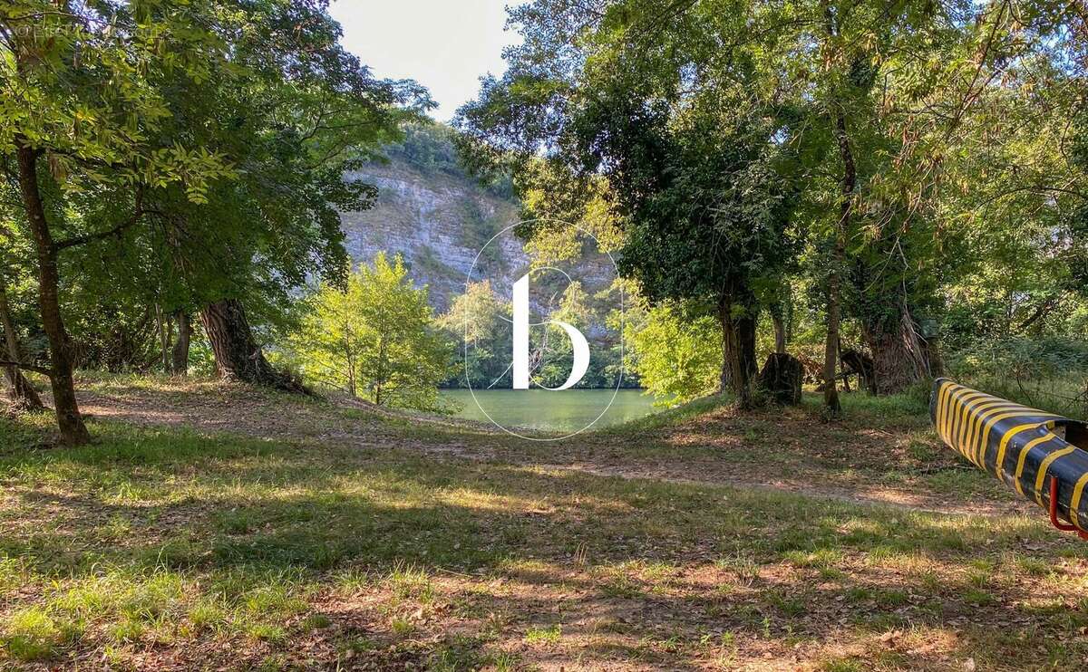 Maison à VALLON-PONT-D'ARC