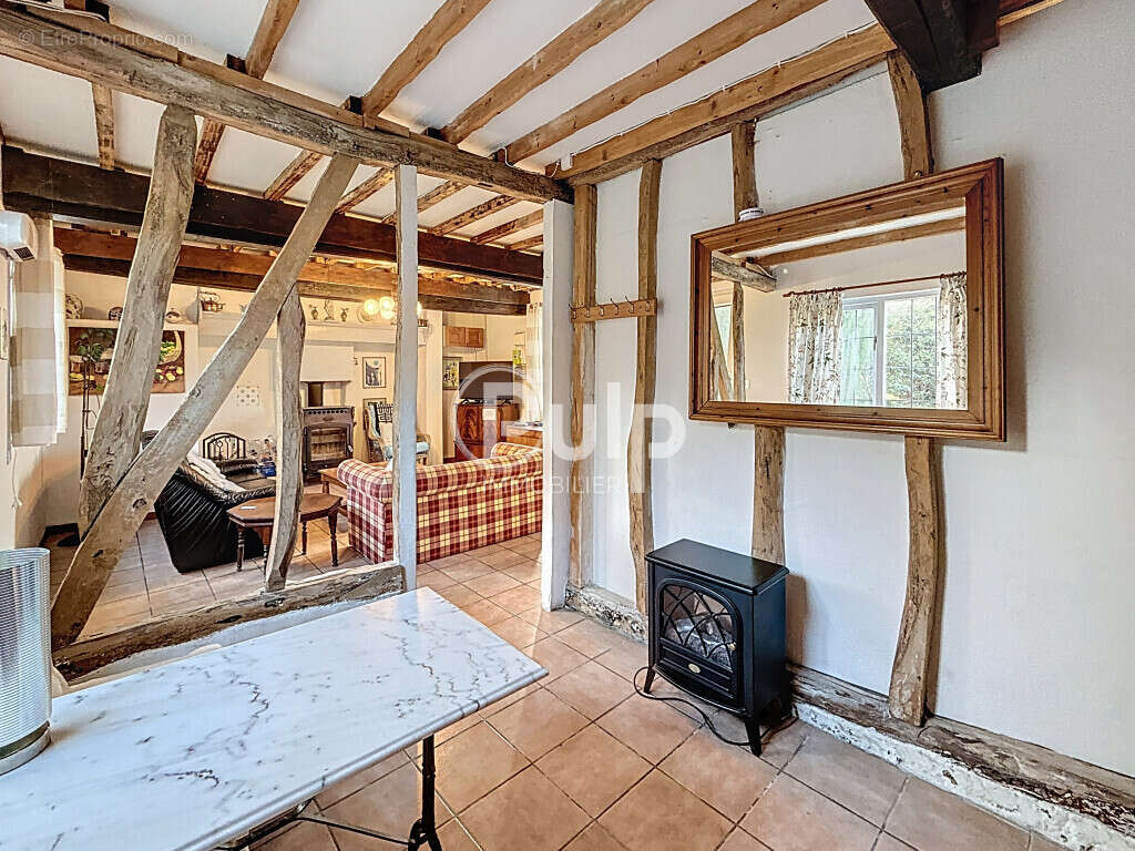 Maison à RAYE-SUR-AUTHIE