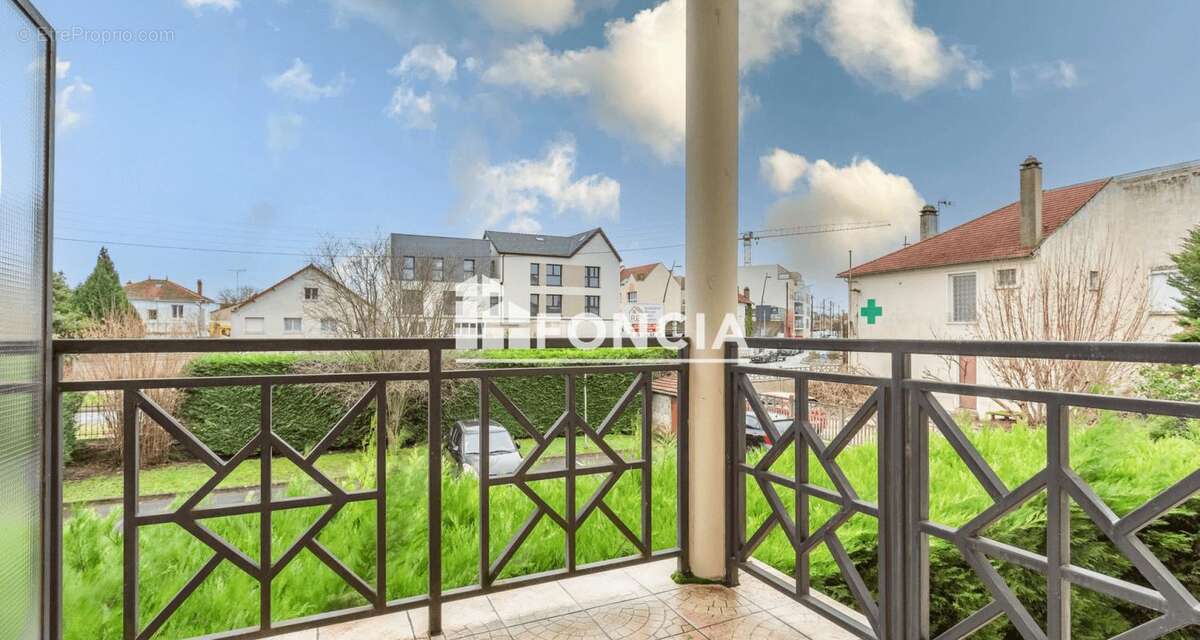 Appartement à SAVIGNY-SUR-ORGE