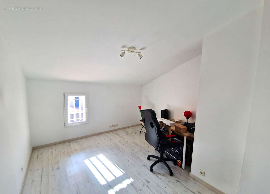 Maison à SIX-FOURS-LES-PLAGES