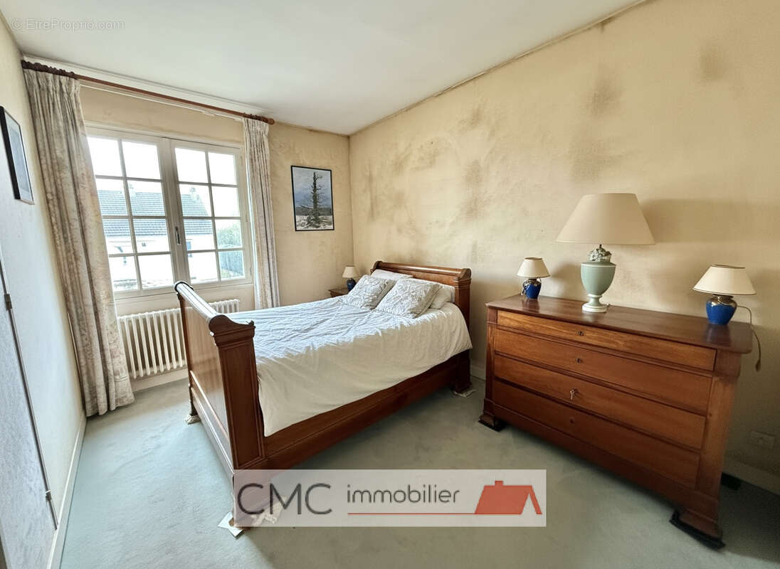 Maison 140 m² à Luisant  - photo 10