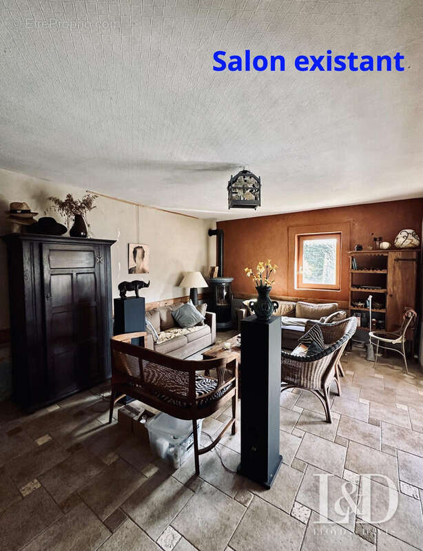 Maison à REVENTIN-VAUGRIS