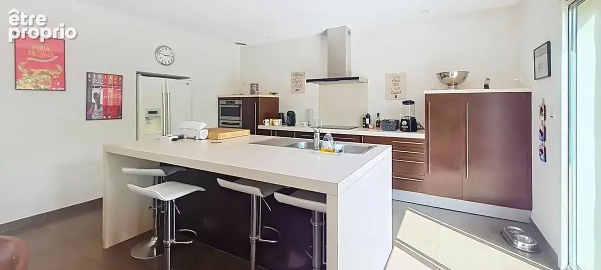 VIlla de 135 m² de plein pied avec piscine sur un terrain de 506m² - photo 9