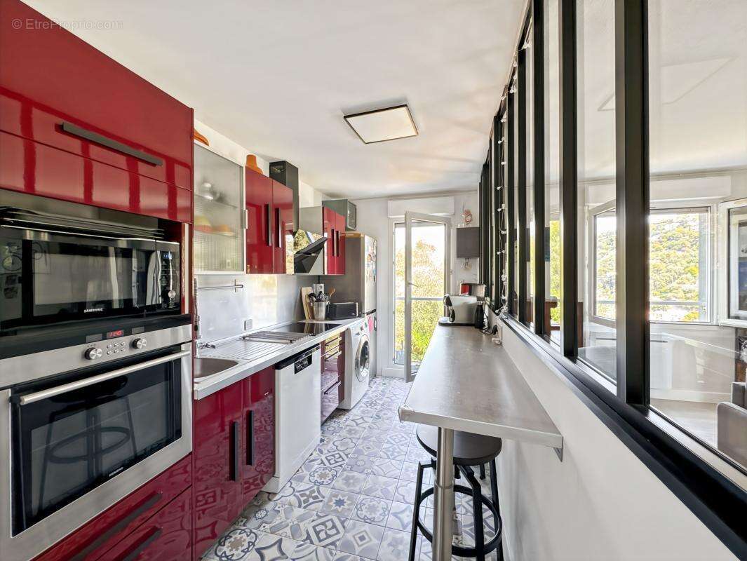 NICE Bellet Colline de Magnan 3P 68,54m² 4ème étage parfait état calme - photo 4