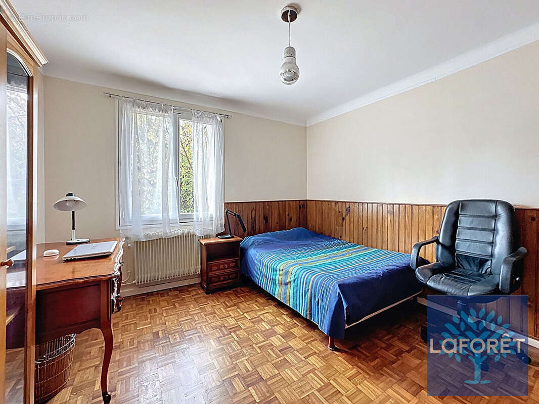 Maison à NEUILLY-SUR-MARNE