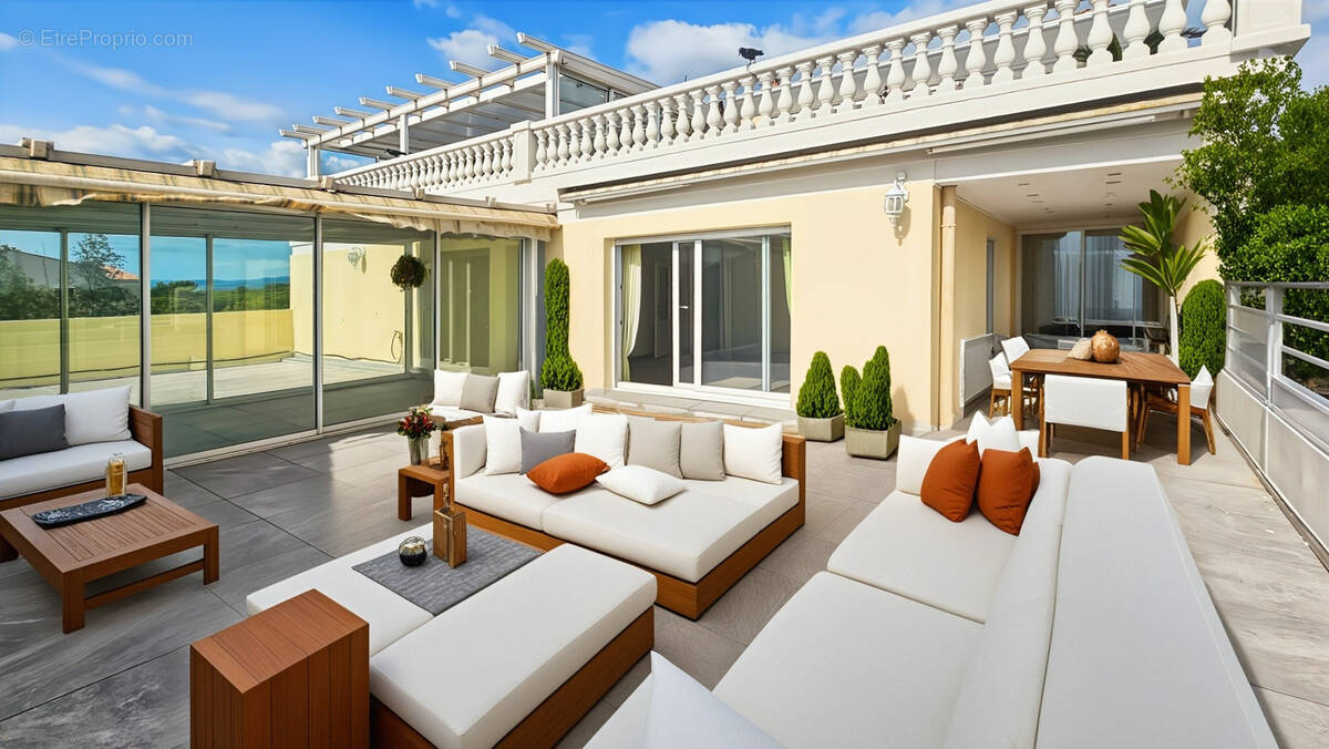 Appartement à FREJUS