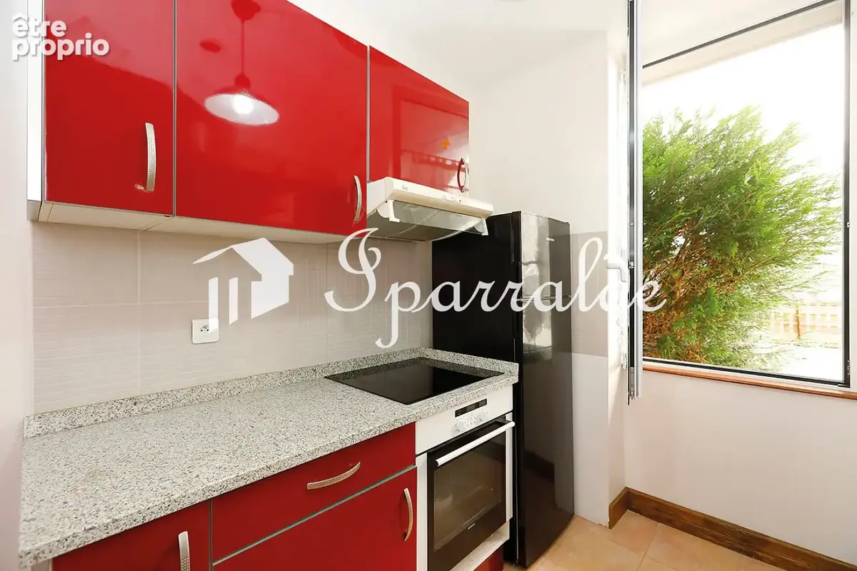 CENTRE-VILLE   T3 72 m2 avec terrasse, jardin et caves - photo 19