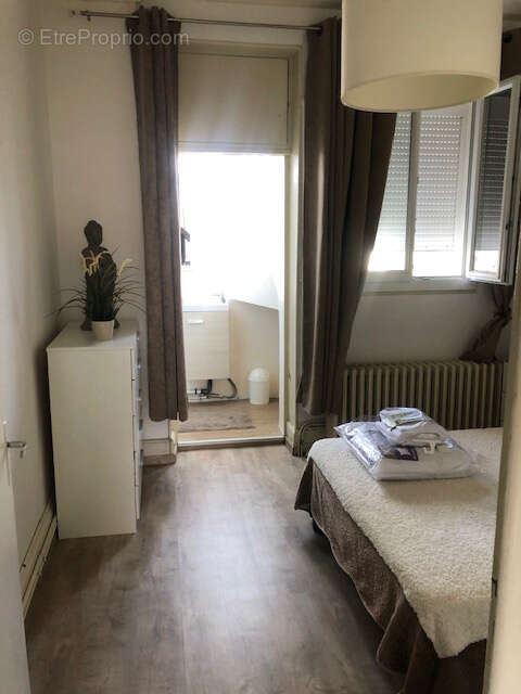 Appartement meublé Loué proche école Kiné - photo 7