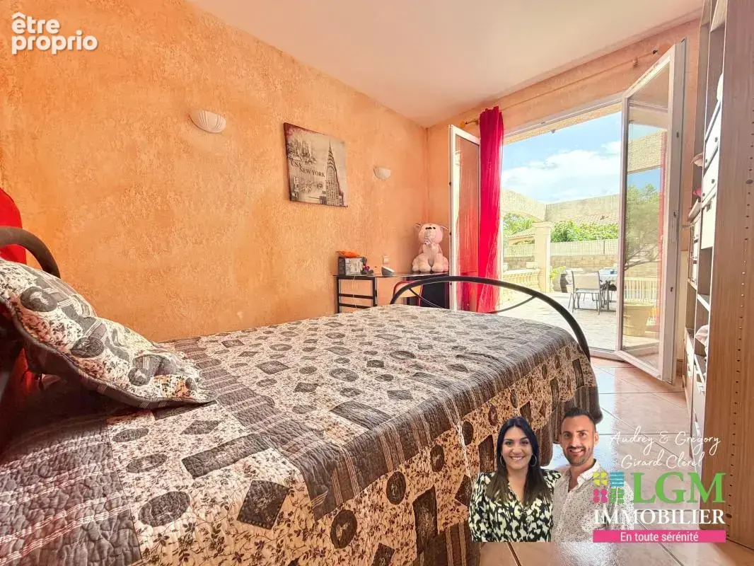Maison de plain-pied, 4 chambres, piscine, 1000m2 de terrain, au calme, proche du centre - photo 16