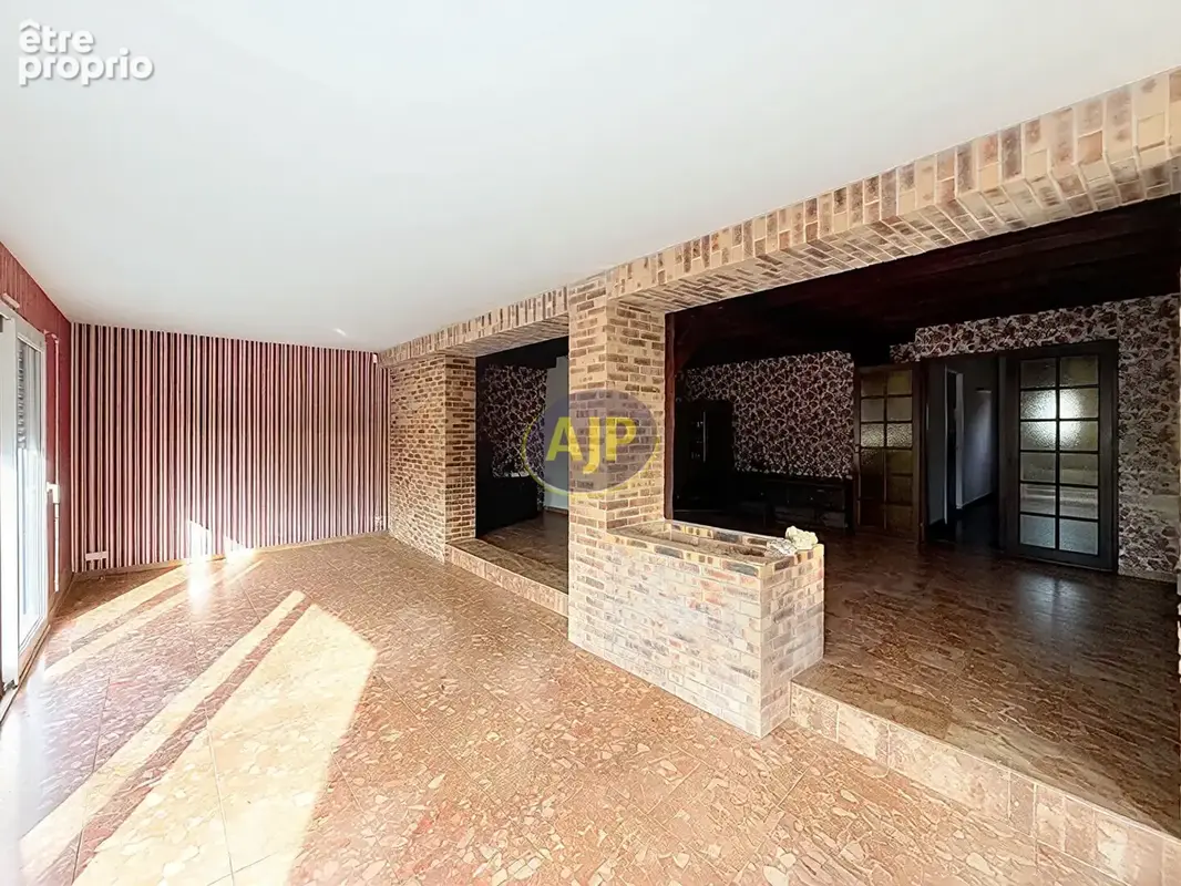 Maison - 6 pieces - 1500m² terrain - photo 2